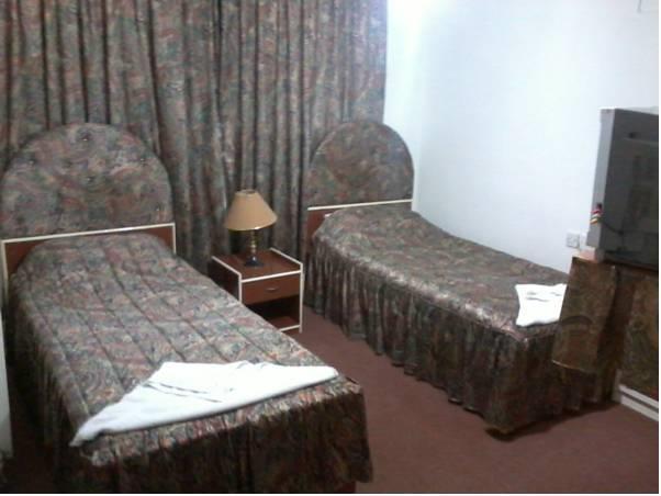 Peace Way Hotel Petra Екстер'єр фото
