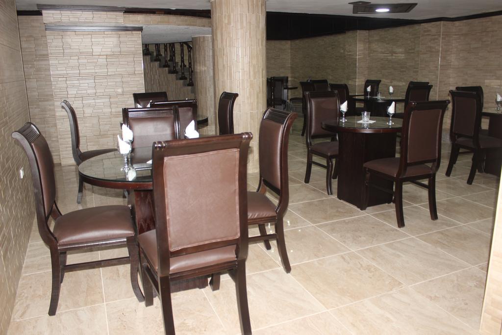 Peace Way Hotel Petra Екстер'єр фото