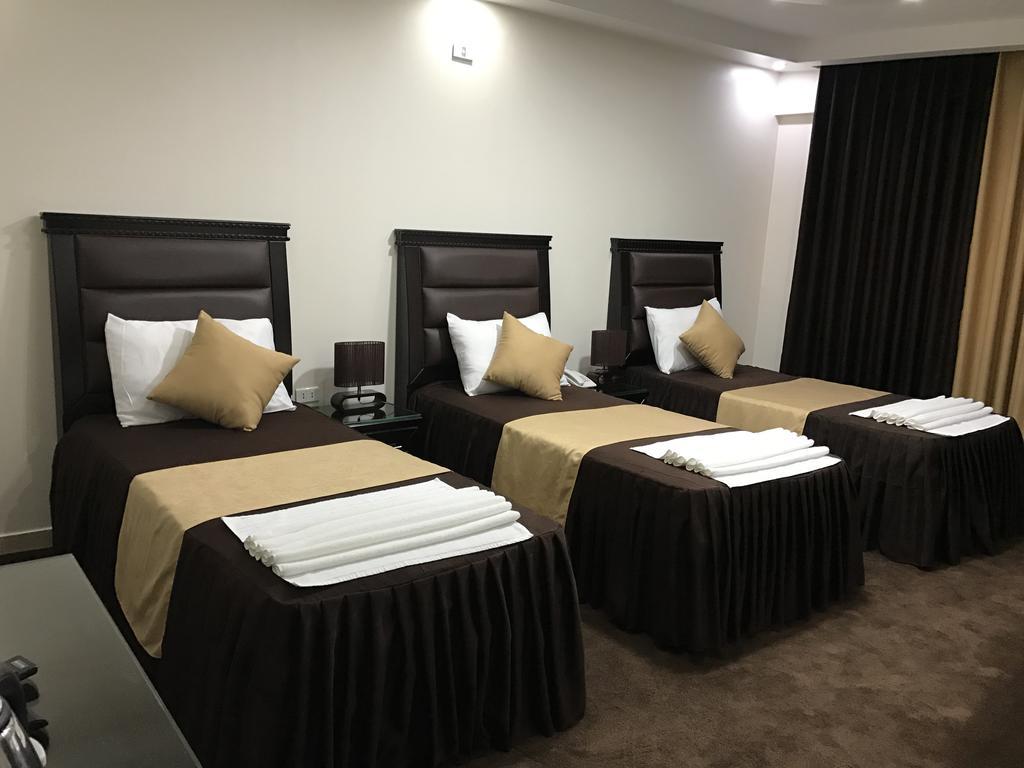 Peace Way Hotel Petra Екстер'єр фото